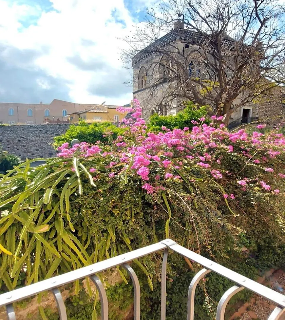 Villa Anna Al Duomo تاورمينا إيطاليا